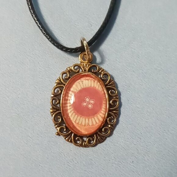 Handmade necklace - Picture 1 of 3